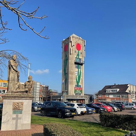 B&B De Tulpentoren Roelofarendsveen Extérieur photo